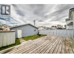 197 Tarington Close NE - photo 39