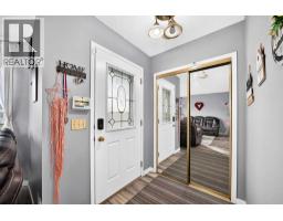 197 Tarington Close NE - photo 3