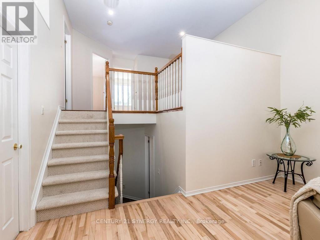 128 MACASSA CIRCLE - Image 21