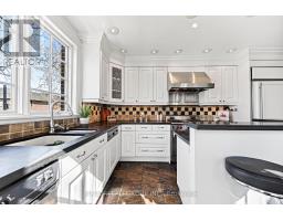 8 Killarney Road, Toronto, ON M5P1L8 Photo 14