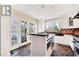 8 Killarney Road, Toronto, ON M5P1L8 Photo 15