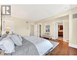 8 Killarney Road, Toronto, ON M5P1L8 Photo 19