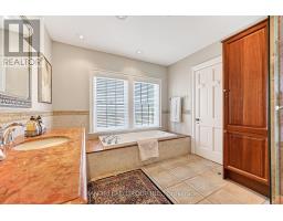 8 Killarney Road, Toronto, ON M5P1L8 Photo 21
