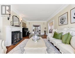 Family room - 8 Killarney Road, Toronto, ON M5P1L8 Photo 6