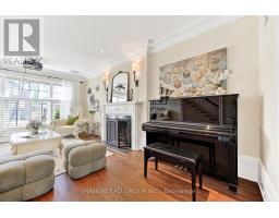 Primary Bedroom - 8 Killarney Road, Toronto, ON M5P1L8 Photo 7