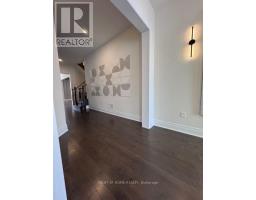 Kitchen - 21 Casavant Court, Vaughan, ON L6A5A5 Photo 7