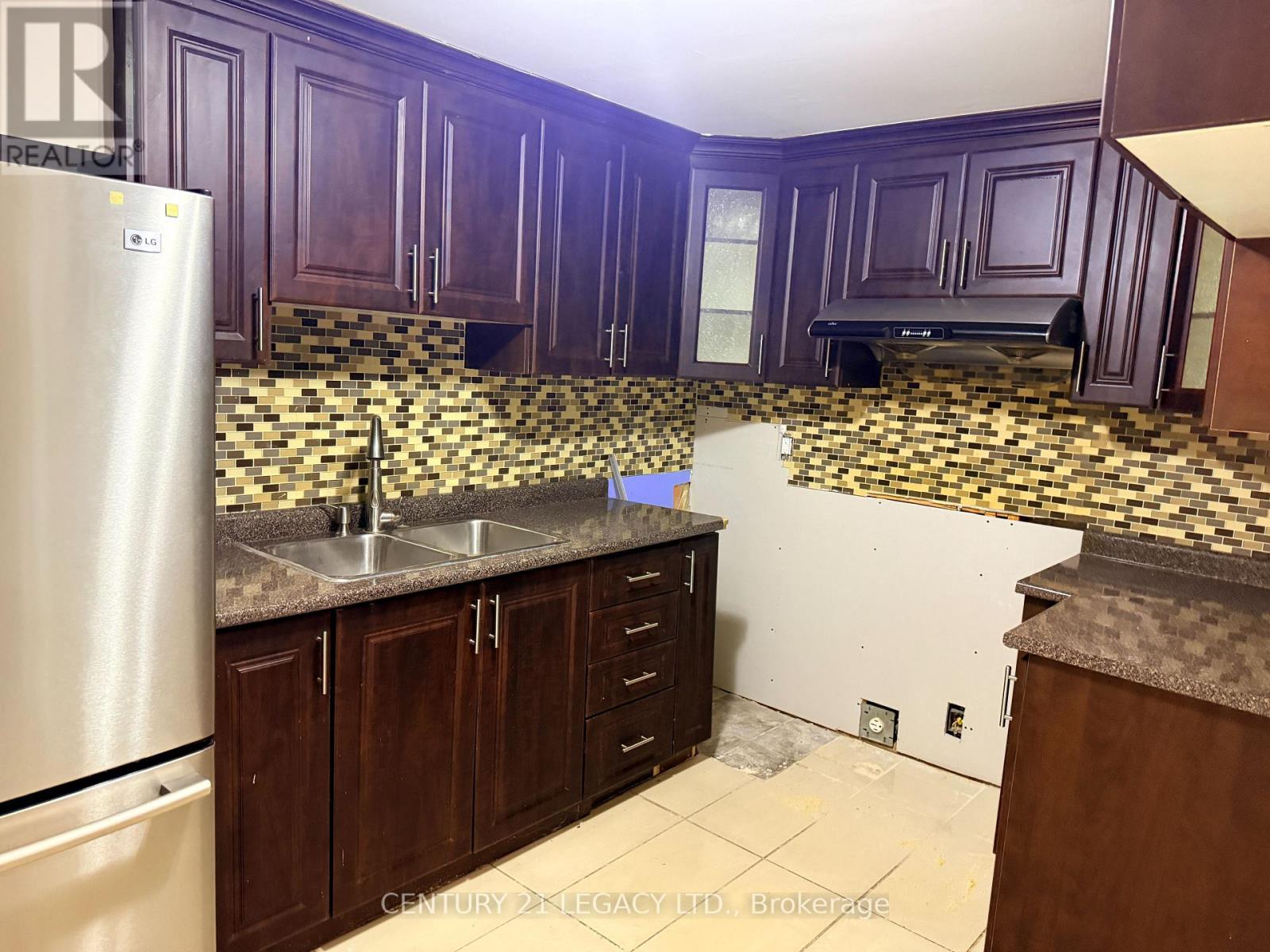 11 Tolton Drive, Brampton, ON photo 23