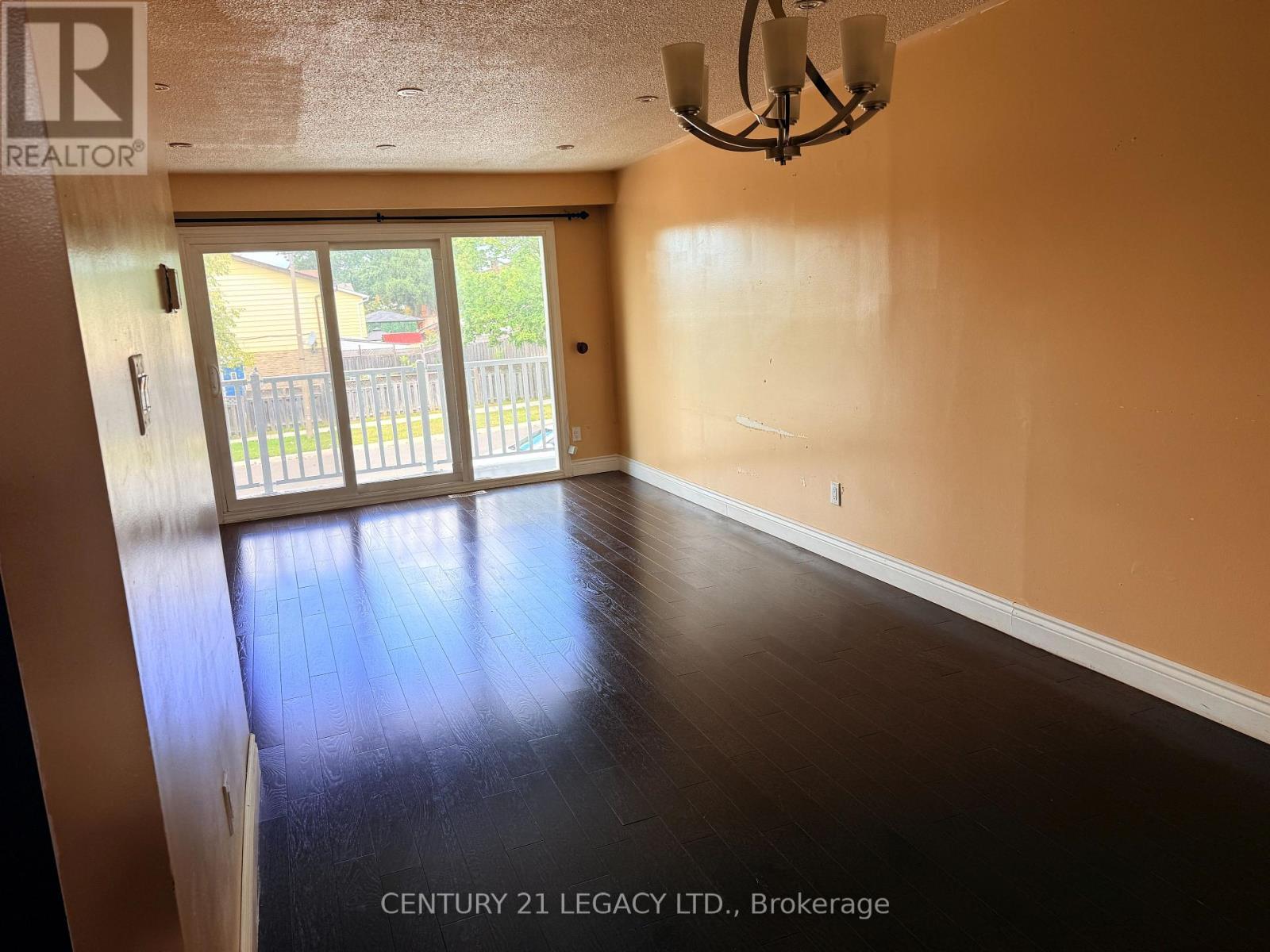 11 TOLTON DRIVE - 7