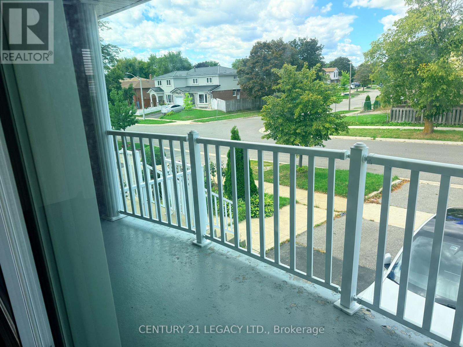 11 Tolton Drive, Brampton, ON photo 8