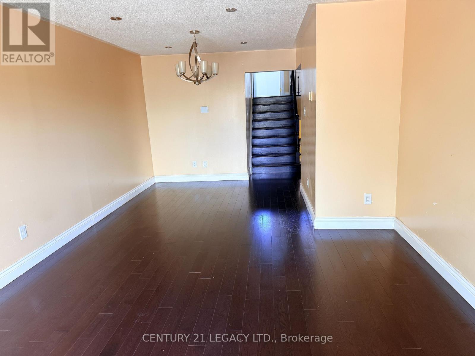 11 Tolton Drive, Brampton, ON photo 9