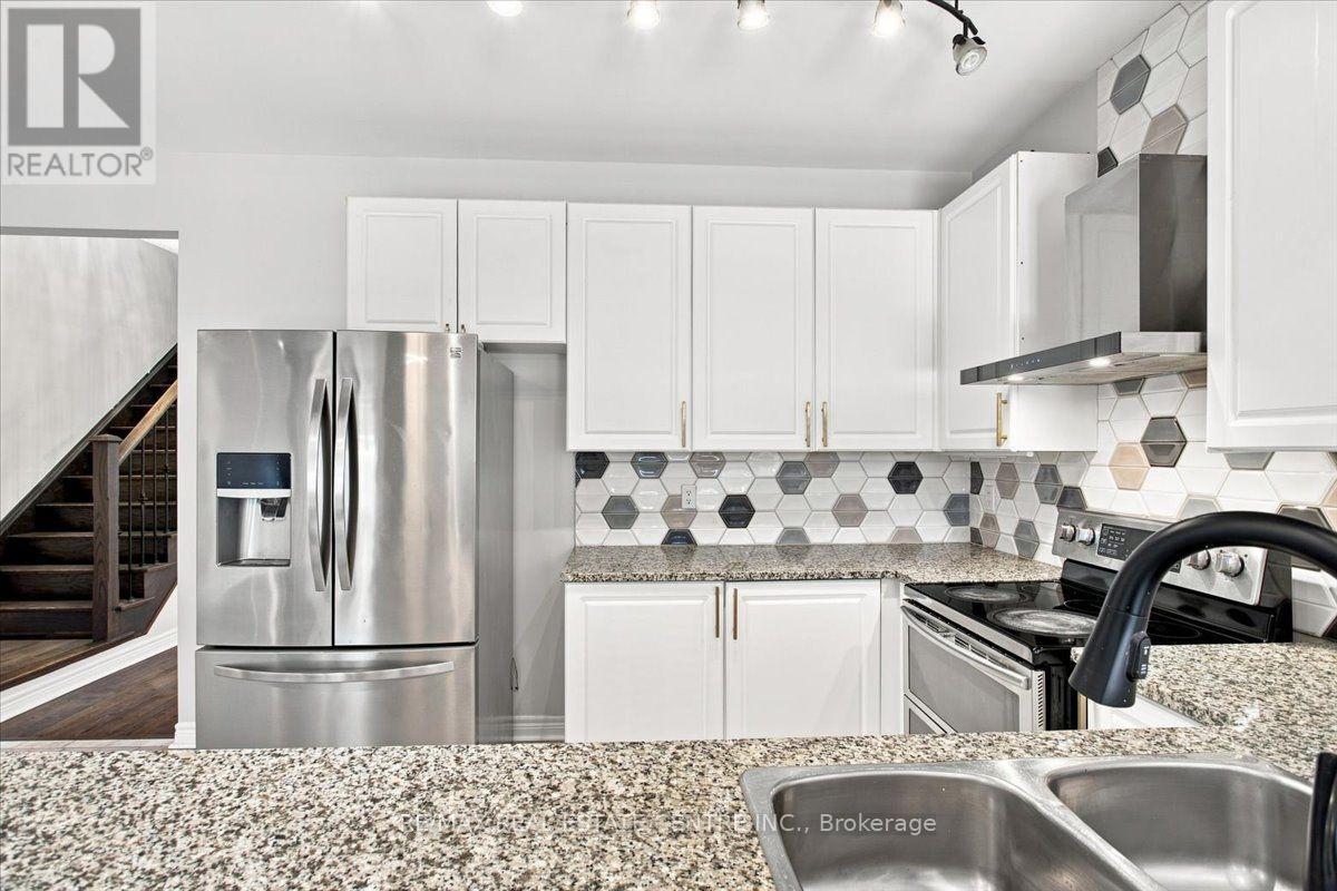 1053 Job Crescent, Milton, ON photo 11