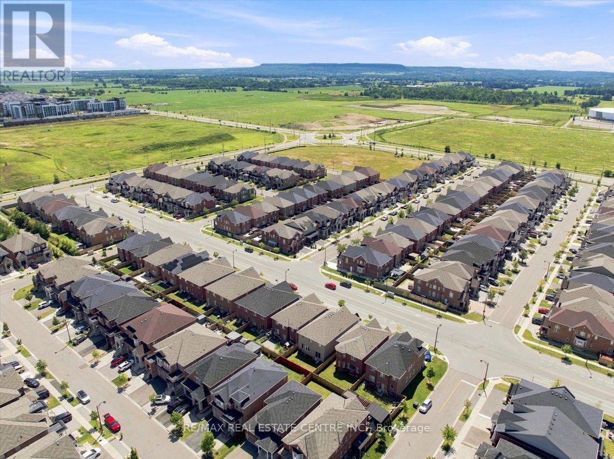 1053 Job Crescent, Milton, ON photo 46