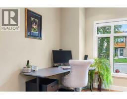 5012 20 Street SW - photo 18