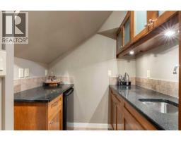 5012 20 Street SW - photo 39