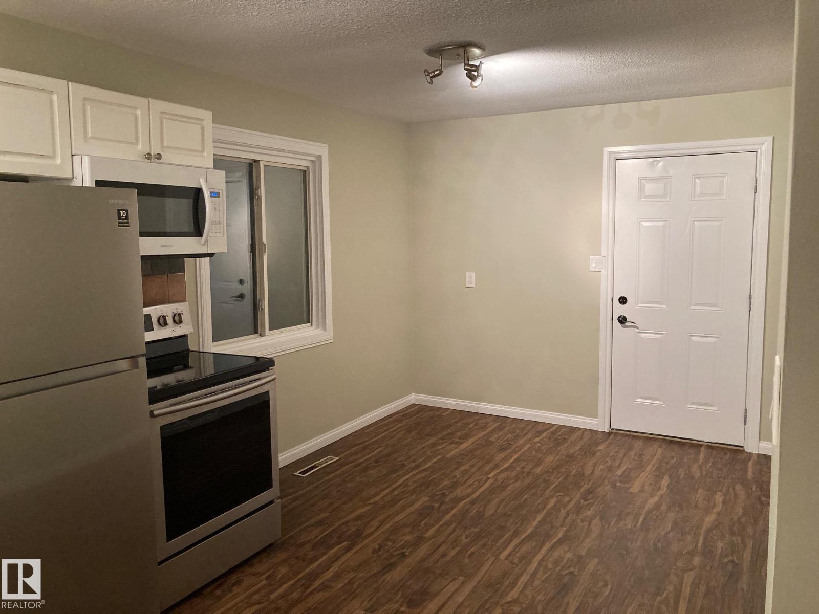 10619 129 AV NW - 42
