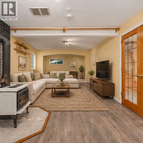 4405 Ottley Road, Lake Country - Image 1