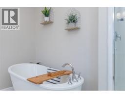 1725 Harambe Way, Nanaimo, BC V9X0B3 Photo 27