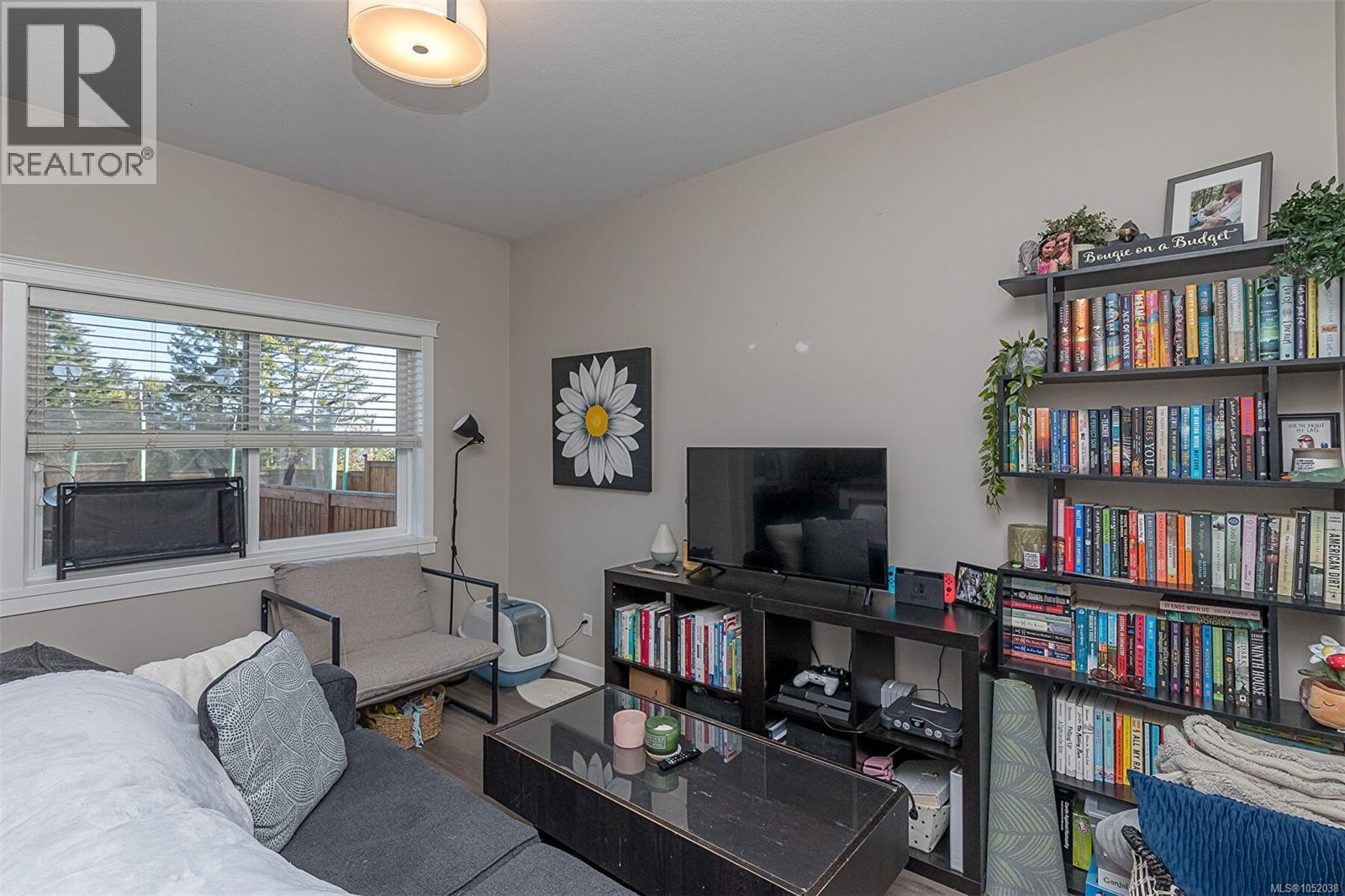 1725 Harambe Way - Image 50