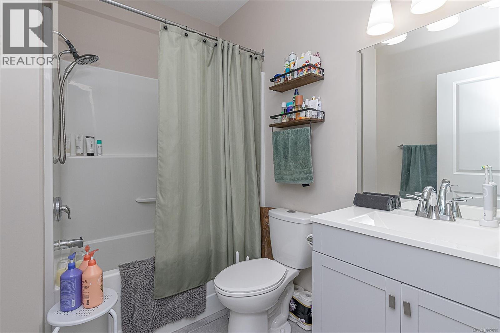 1725 Harambe Way - Image 57