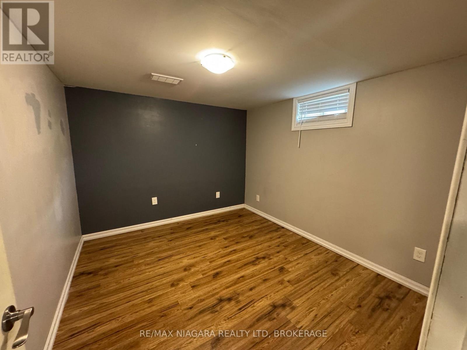 8 Lakehurst Drive — photo 16