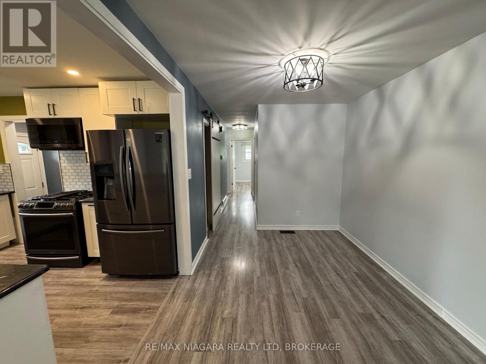 8 LAKEHURST DRIVE, St. Catharines (Lakeport) — photo 4