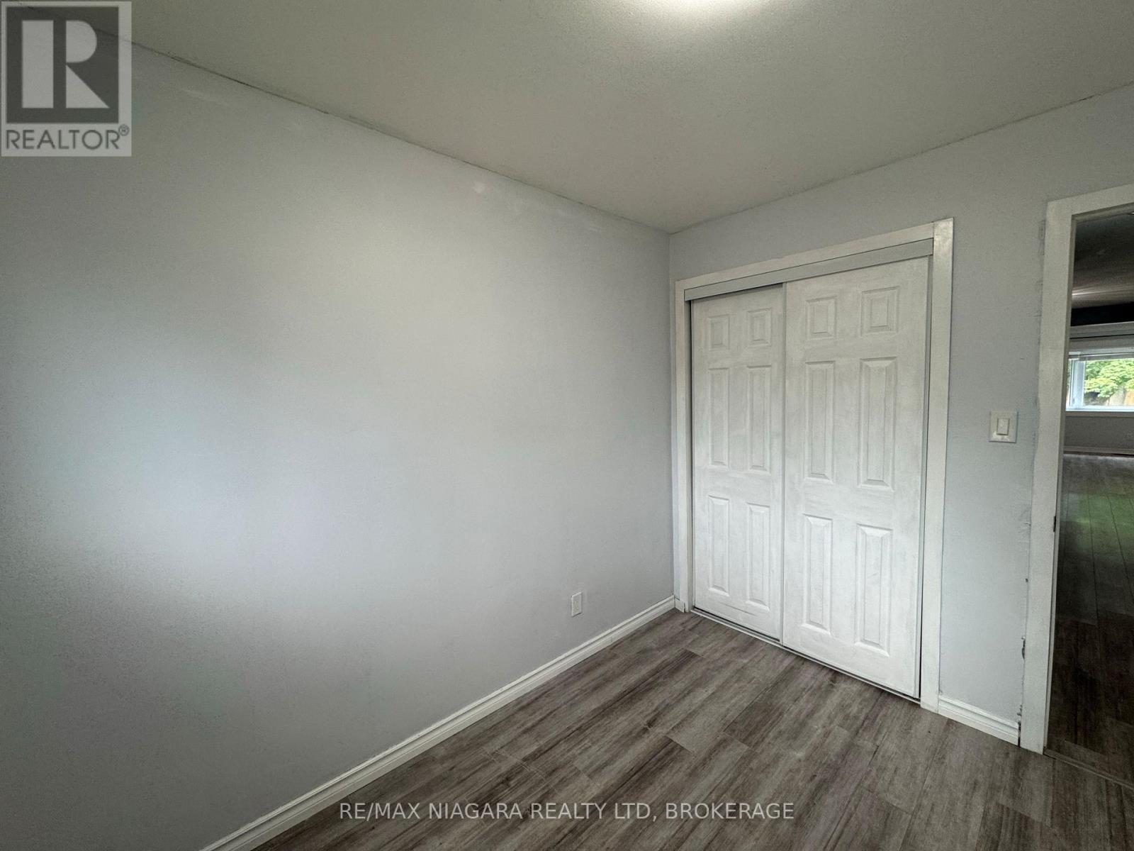8 LAKEHURST DRIVE, St. Catharines (Lakeport) — photo 9