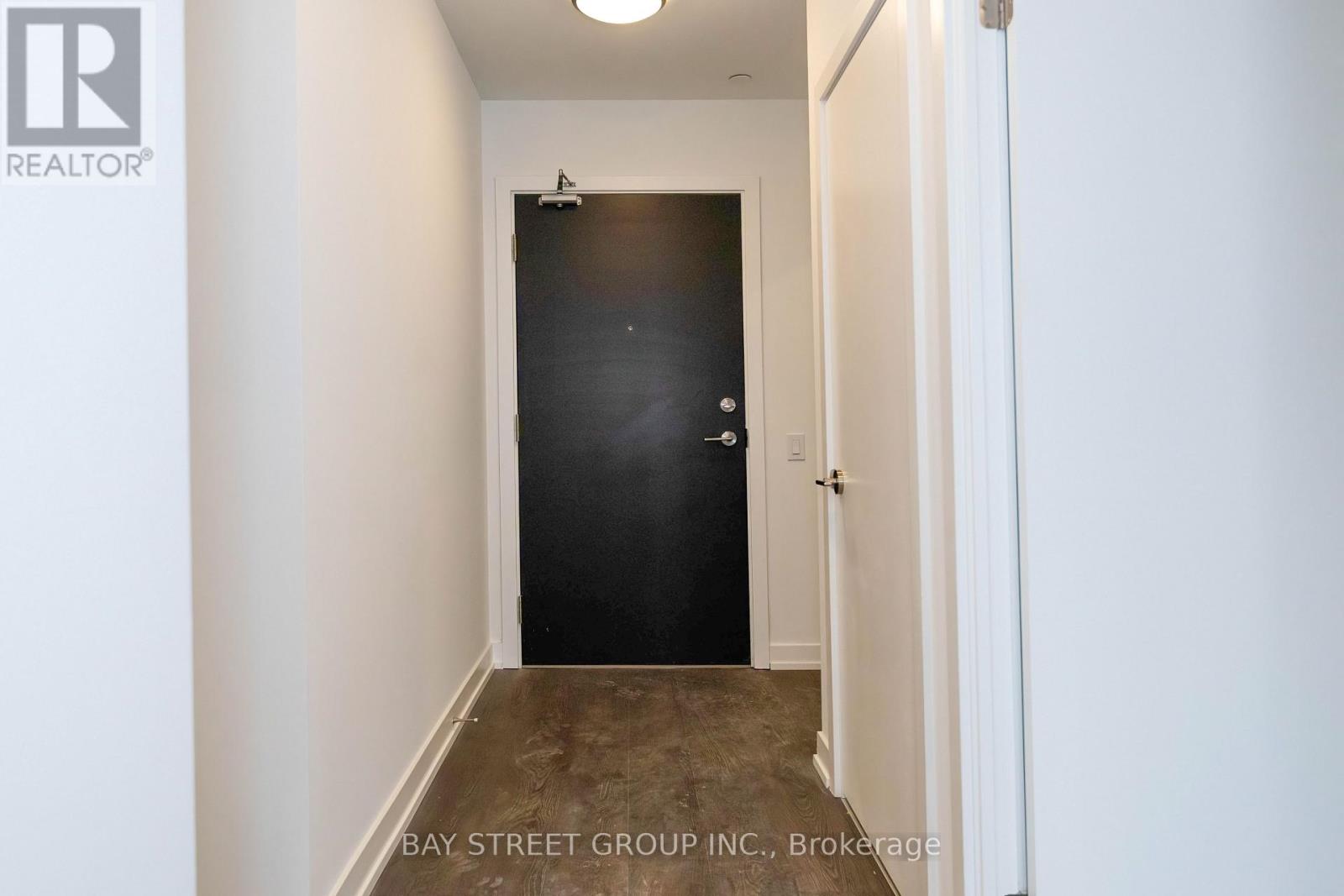 N344 - 7 GOLDEN LION HEIGHTS E, Toronto (Newtonbrook East) — photo 2