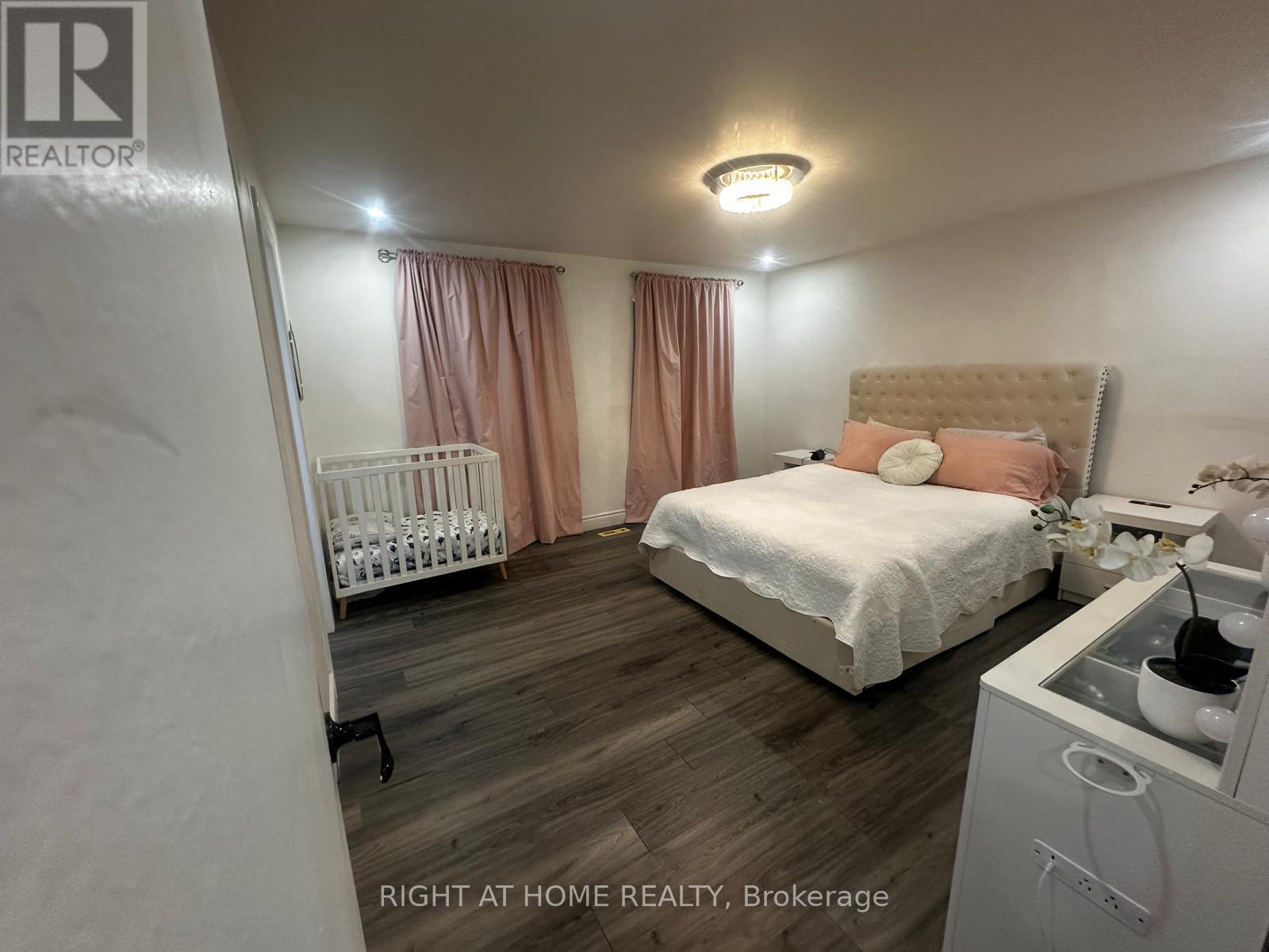 71 Sandrift Square, Toronto, ON photo 21
