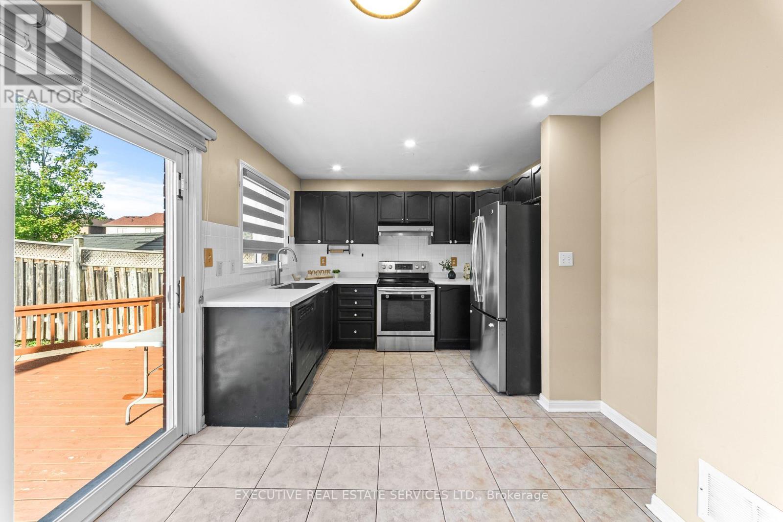 34 WORTHINGTON AVENUE - 21
