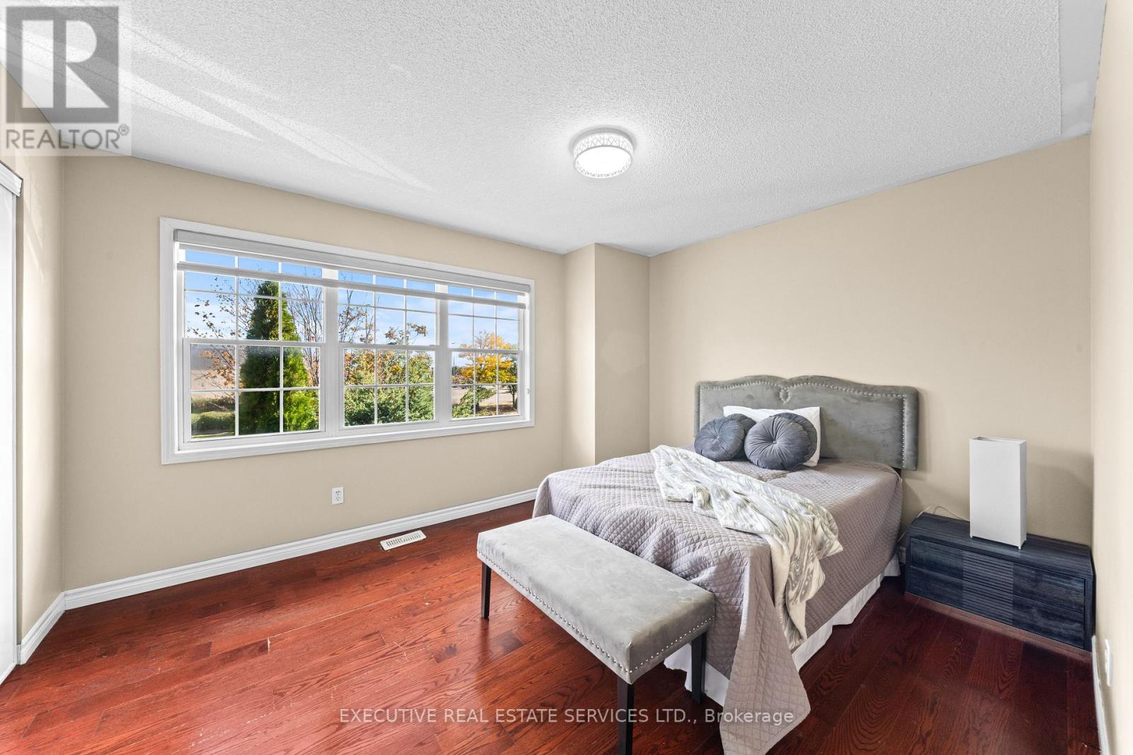 34 Worthington Avenue, Brampton, ON photo 31