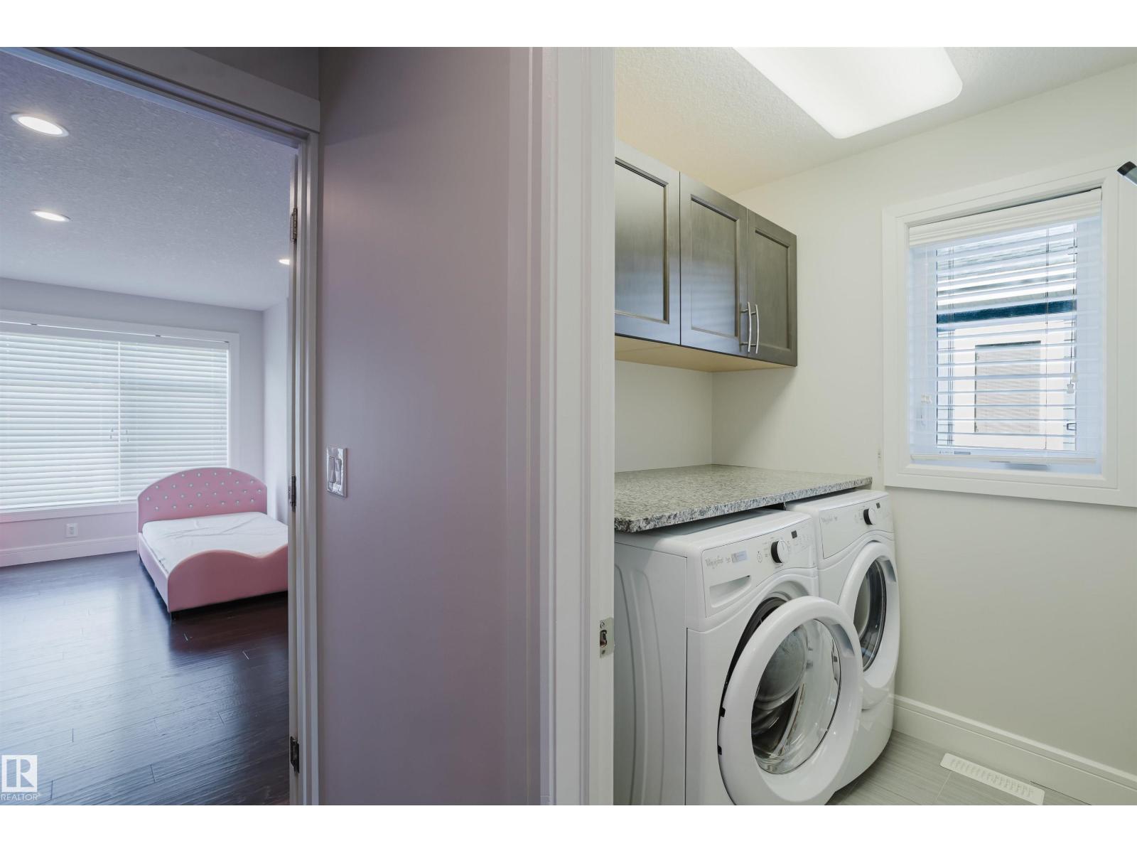 1 EASTVIEW ST - 51