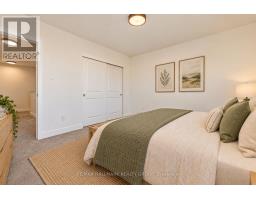 1063 Cedar Creek Dr Drive, Ottawa, ON K1X0G3 Photo 20