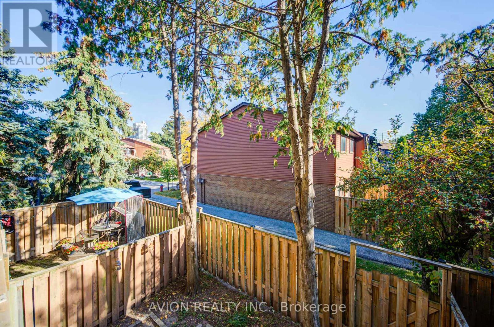 25- 11 Plaisance Road, Richmond Hill, ON photo 32