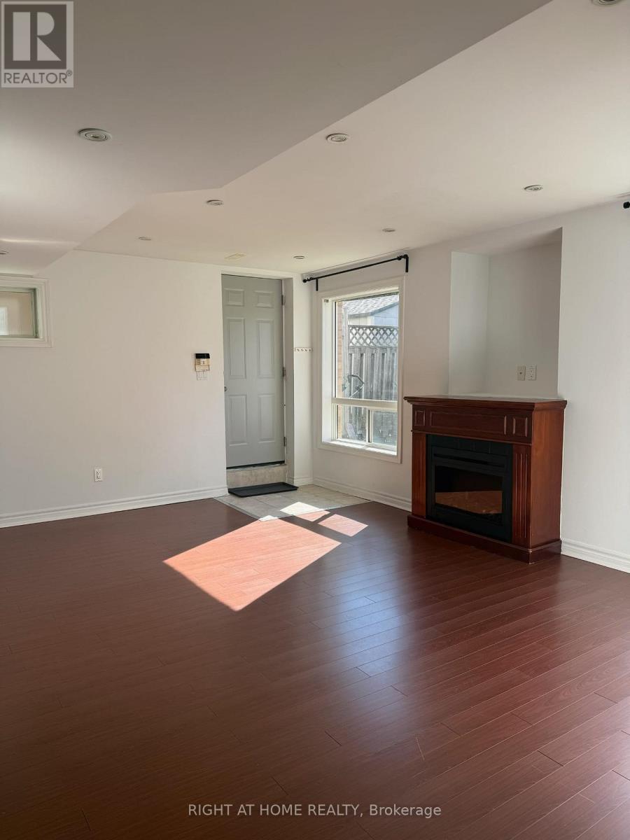WALKOUT BASEMENT - 23 LARK CRESCENT, Richmond Hill (Devonsleigh) — photo 6