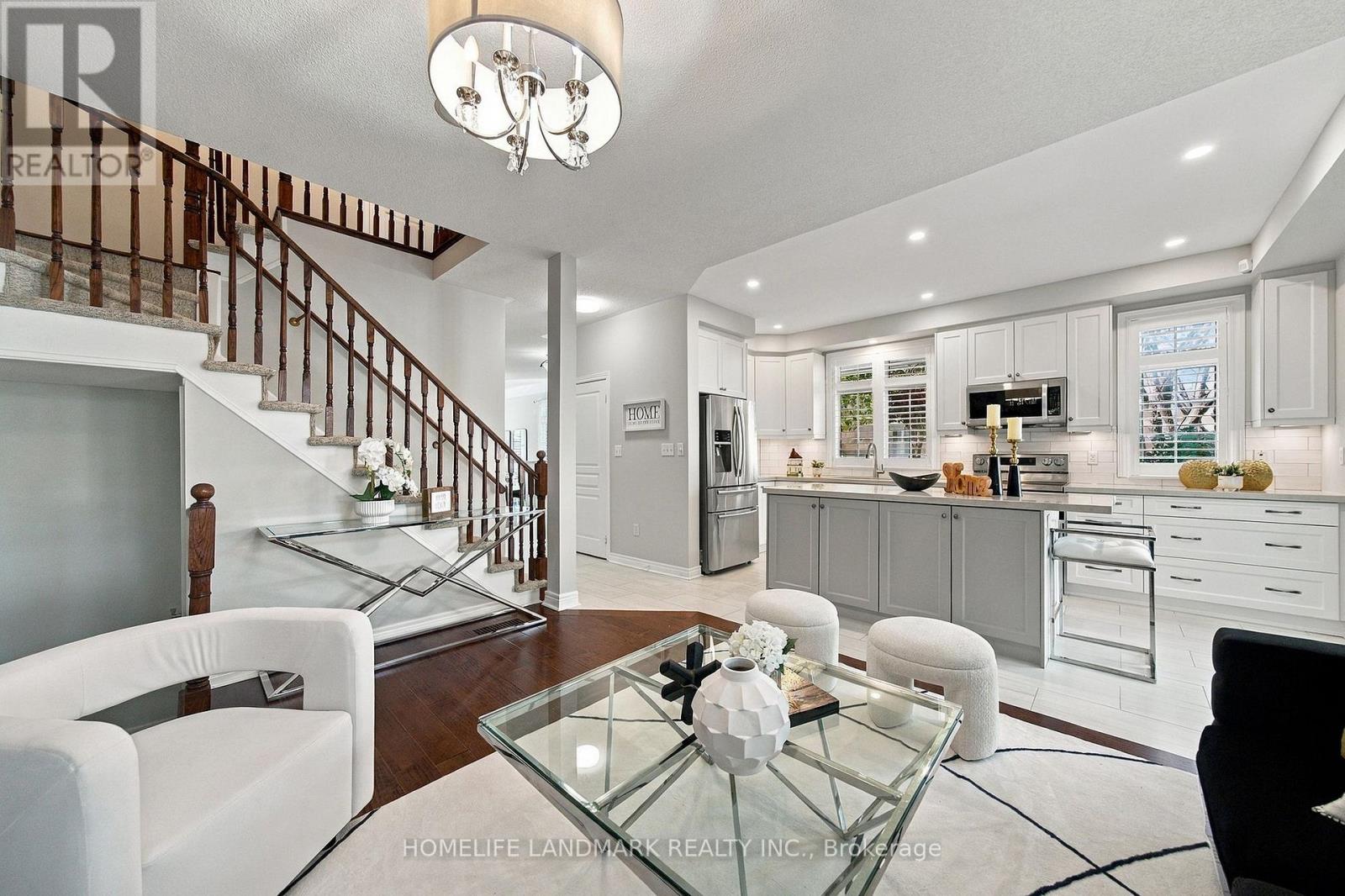 96 SAFFRON STREET, Markham (Greensborough) — photo 9
