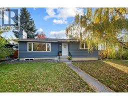 4207 5 Avenue SW - photo 2