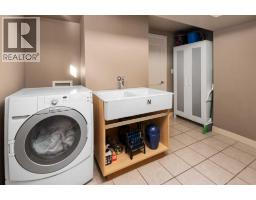 4207 5 Avenue SW - photo 28
