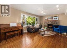 4207 5 Avenue SW - photo 5