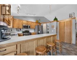 5 Sunset Crescent - photo 9