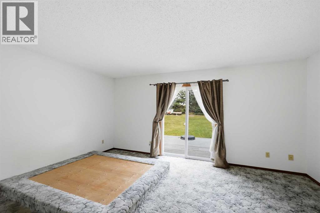 110, 28342 Township Road 384 - 26