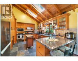 2261 Gisby Street, West Vancouver, BC V7V4N5 Photo 8