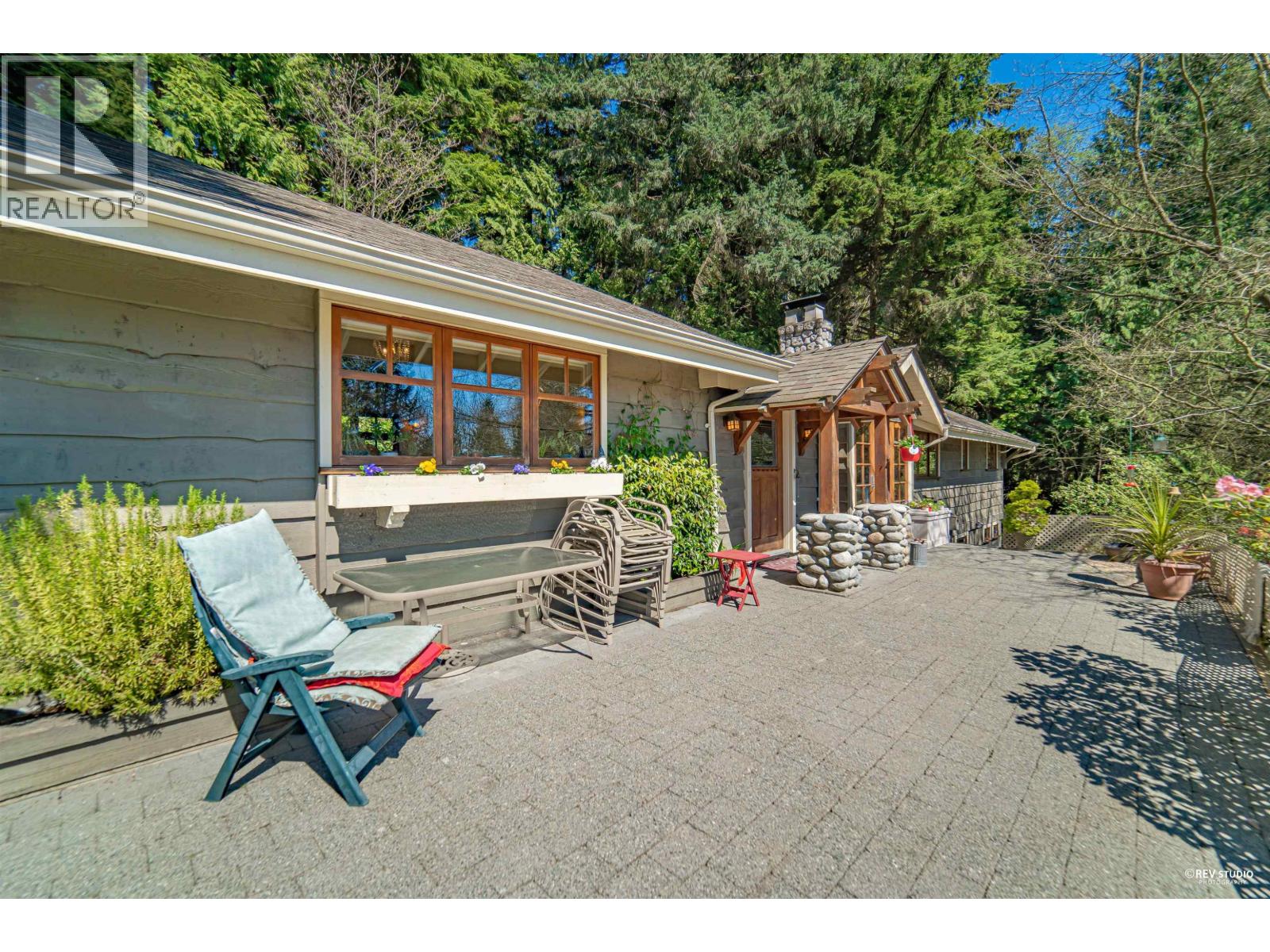 2261 GISBY STREET, West Vancouver - Image 1