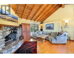 2261 Gisby Street, West Vancouver, BC V7V4N5 Photo 13