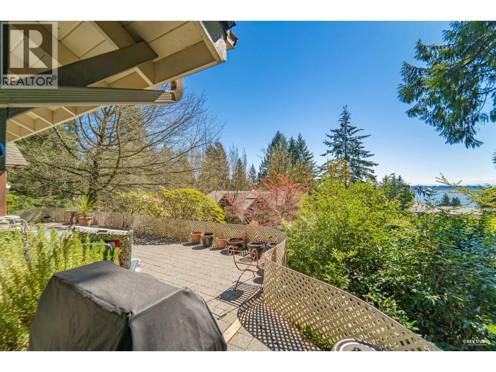 2261 GISBY STREET, West Vancouver - Image 1