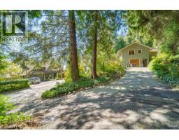 2261 Gisby Street, West Vancouver, BC V7V4N5 Photo 34