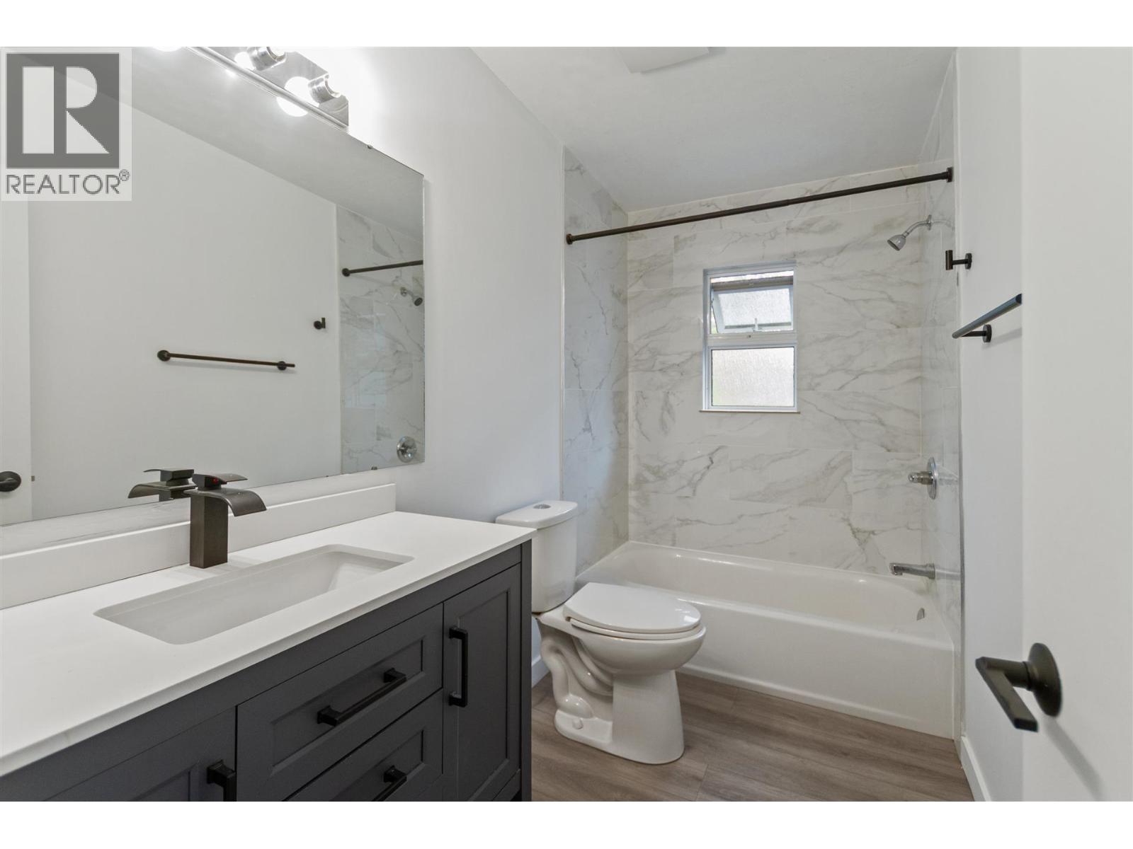 Photo of 3652 3654 ST. THOMAS STREET 18