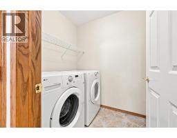 4 Douglasview Park SE - photo 17