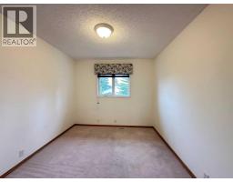 70 Schooner Close NW - photo 24