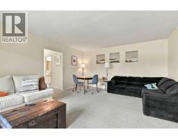 3102 38 Street SW - photo 6