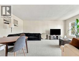 3102 38 Street SW - photo 5